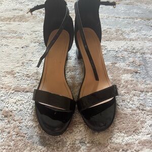 TOP Moda Black Patent Ankle-Strap Block Heel Sandals